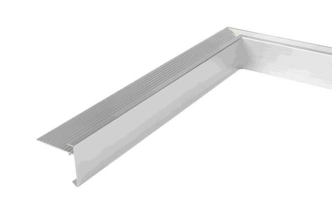 aluminium_daktrim_standaard_binnenhoek_60_x_64mm_x_2,50_meter